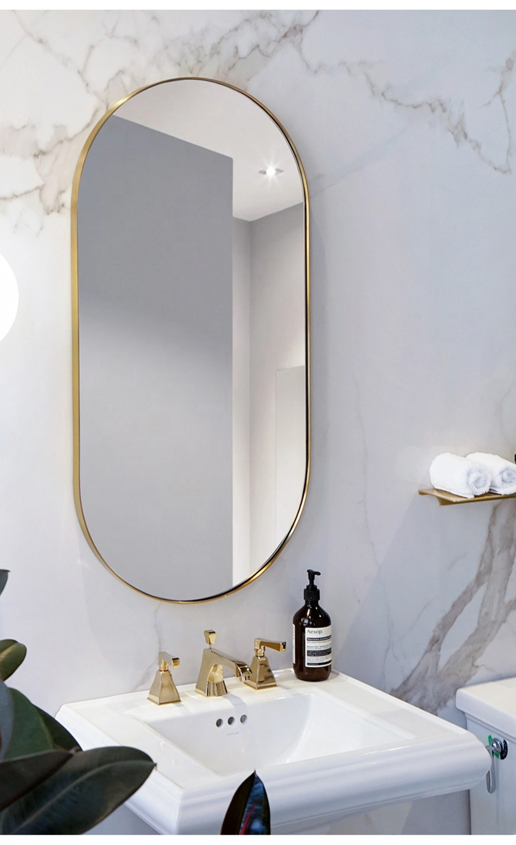 Mode metalen enkelzijdige glazen grote ingelijste spiegels boven make-up badkamerspiegel